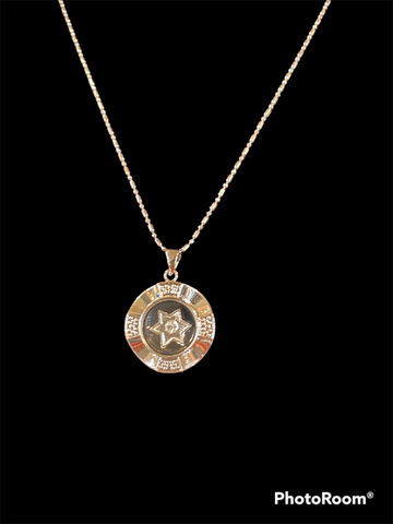 Spinning Star Of David necklace